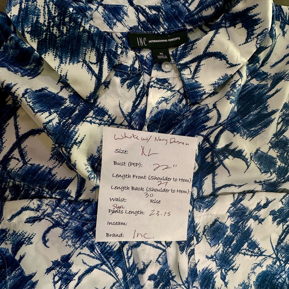 Lovely & Light Weight INC Shimmery Blue Print Button-Front Blouse Sz XL - Picture 7 of 7